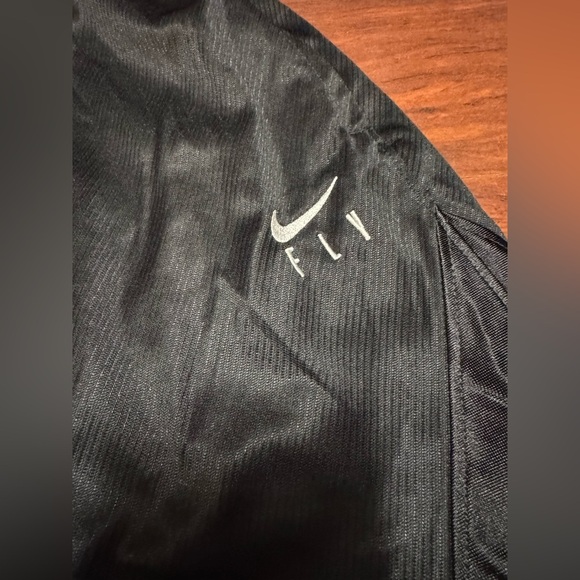 Nike Men's Black Performance Shorts - Picture 2 of 3